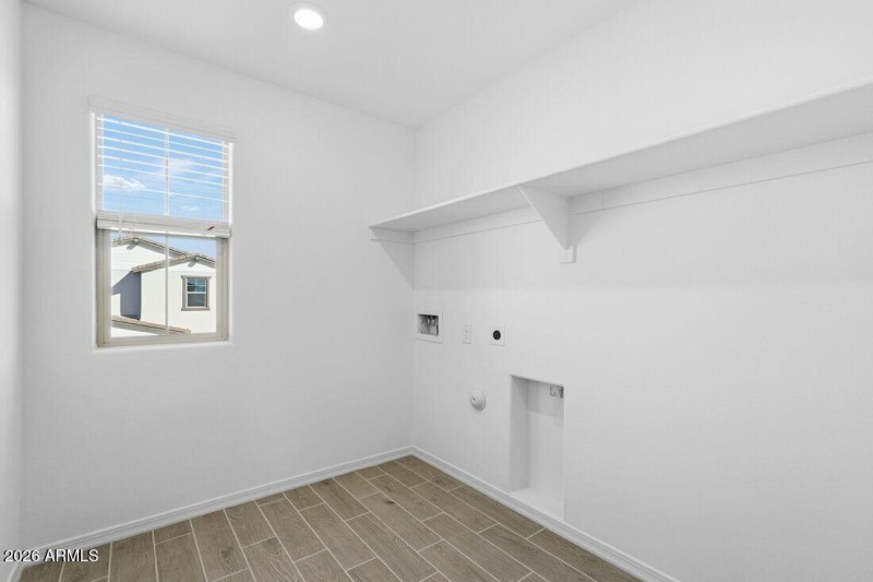 25204 N 165TH Lane - Ready Now!