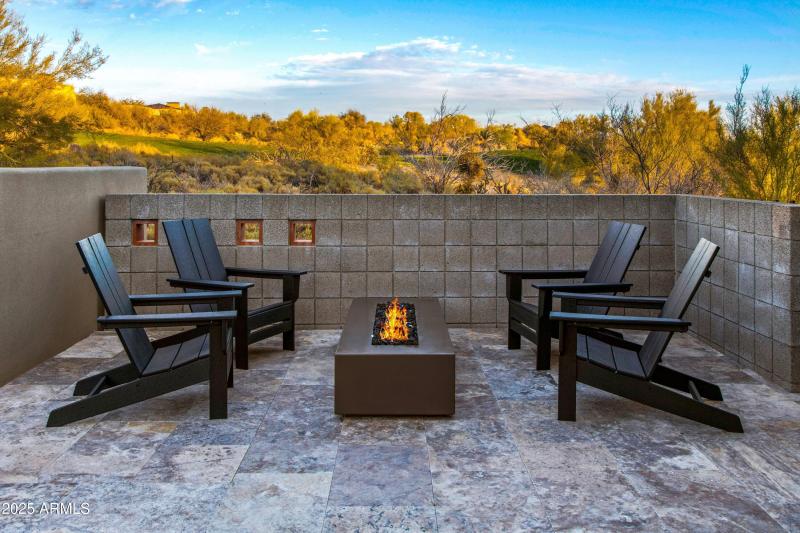 050_Fire Pit Patio