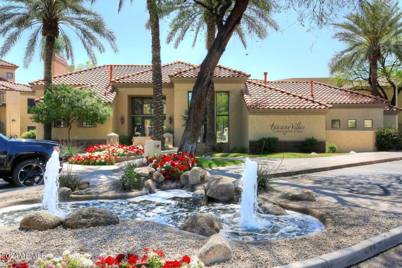 Tuscany Villas-Clubhouse