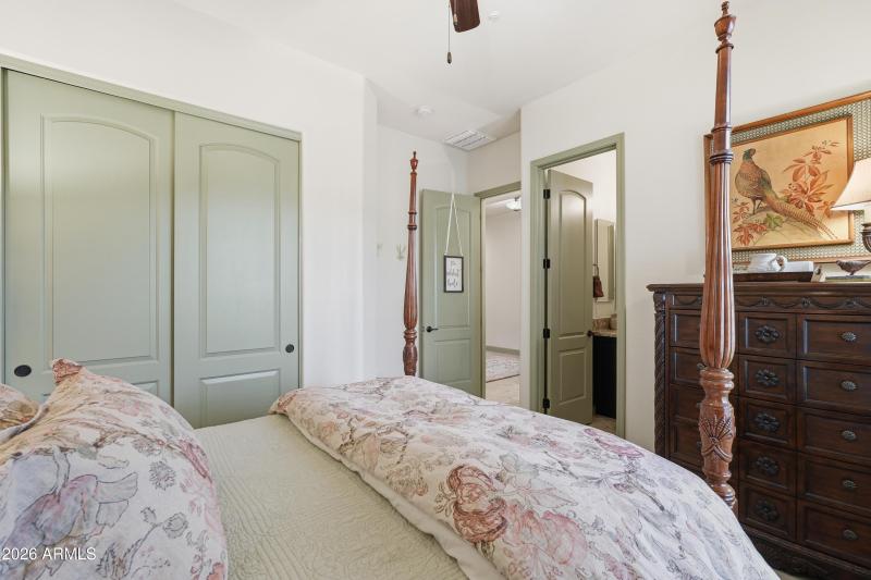 Bedroom En Suite