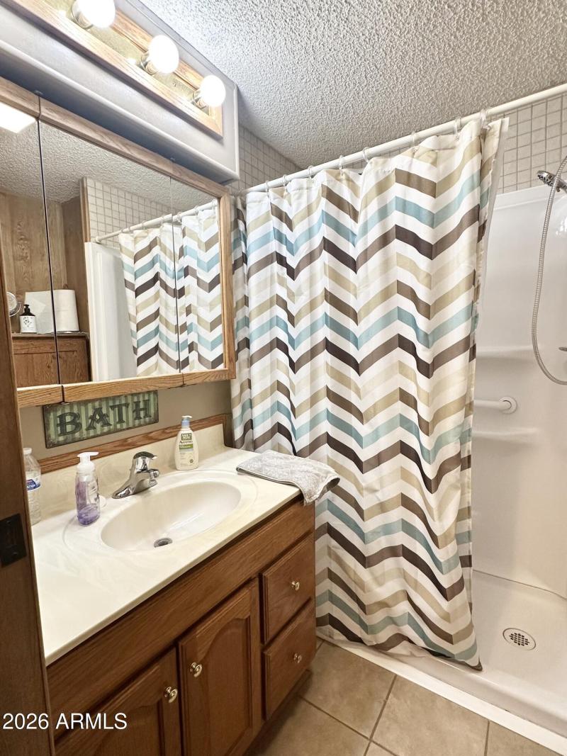 FANTASTIC WALK IN SHOWER