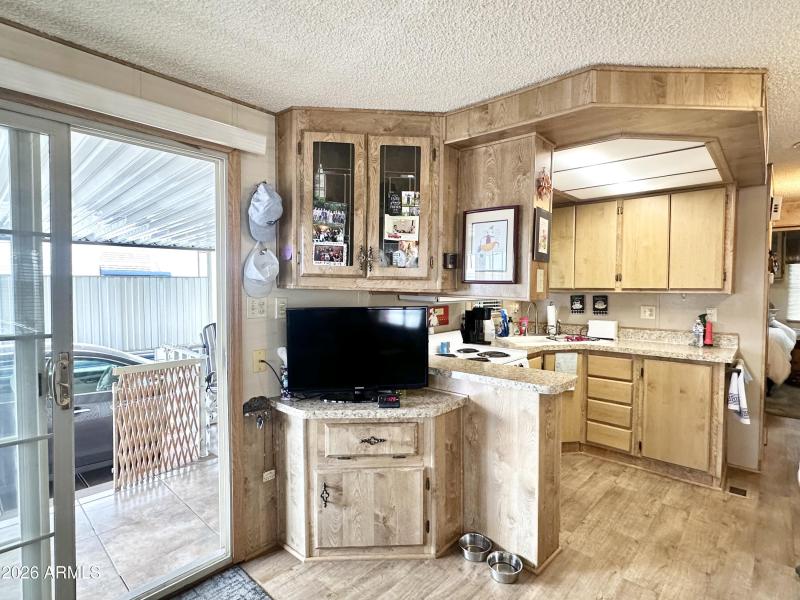 TV ENTERTAINMENT AREA