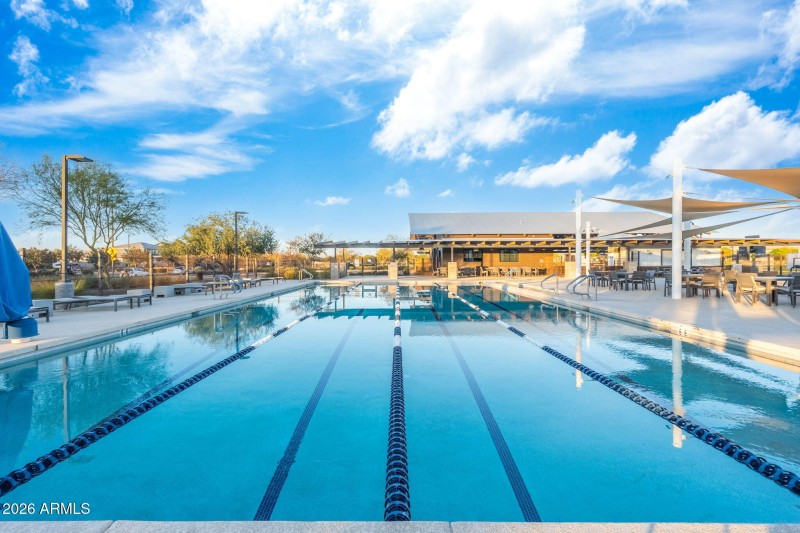 60-web-or-mls-Photo Jan 04 2026, 6 00 41