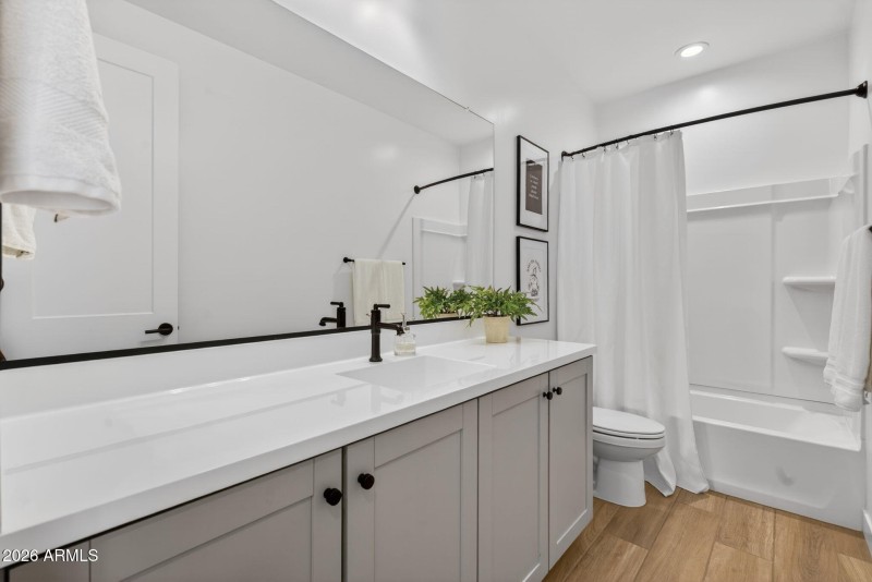 25-web-or-mls-KLR Br (66)