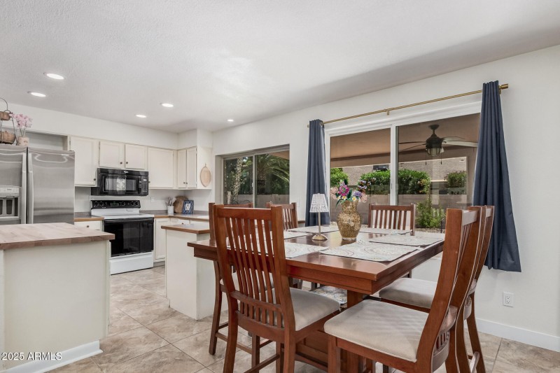 Breakfast Nook