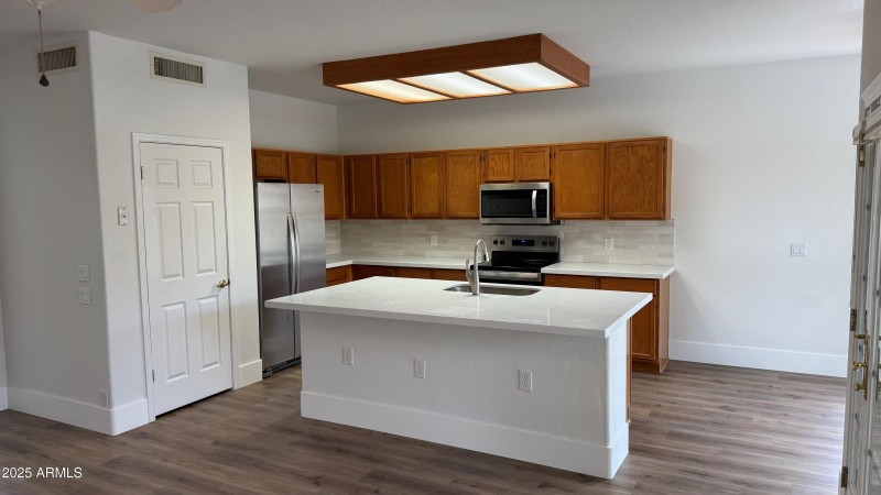 KITCHEN 1 UP CLOSE