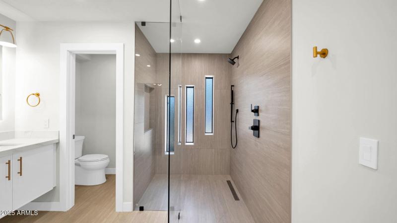 52-web-or-mls-P1131743