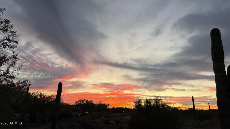 41646 N EMERALD LAKE DR