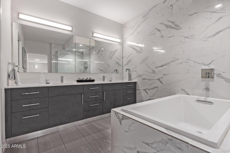 21 Kierland 7180 #516