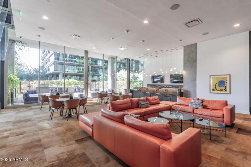 32 Kierland 7180 #516