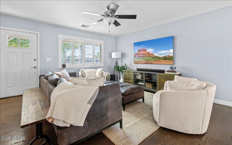 04-6520 E Osborn Rd 04