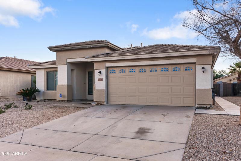 3_2113 w nancy ln reshoot-3