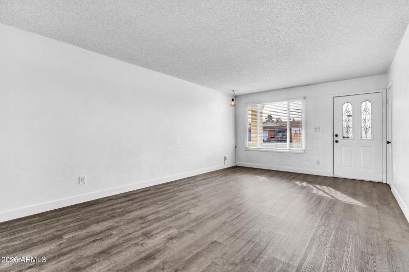 2024 E Rice Dr-7_(2048)