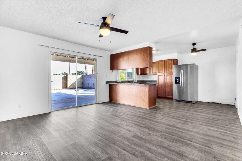 2024 E Rice Dr-9_(2048)