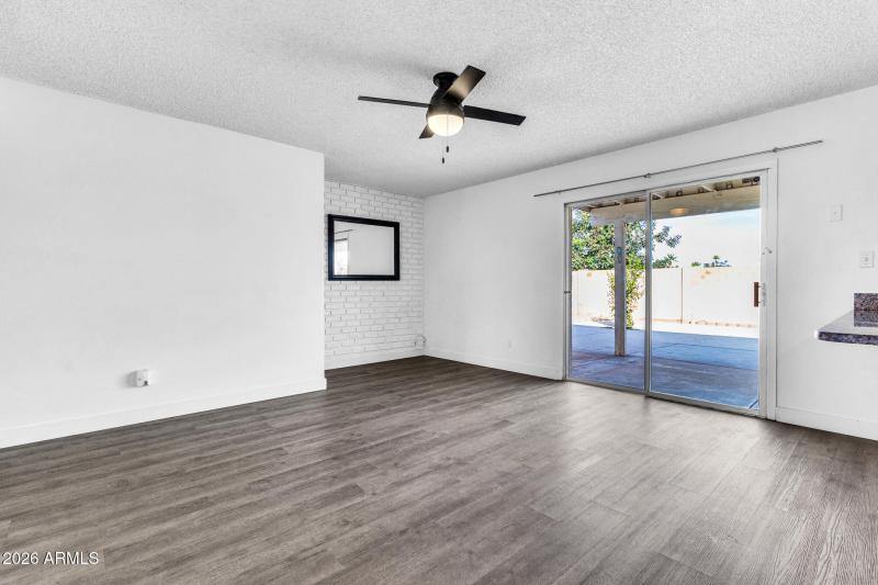 2024 E Rice Dr-11_(2048)