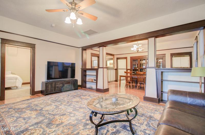 385 S Broad St Interior-2