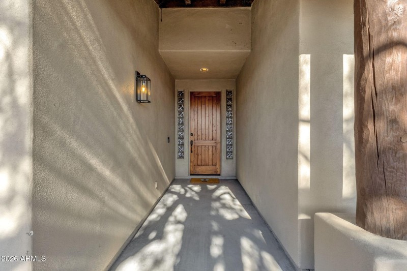 7-web-or-mls-17410-e-santa-rosa-ln