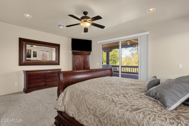 29-web-or-mls-17410-e-santa-rosa-ln