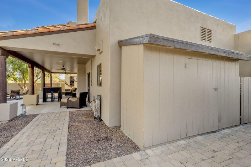 49-web-or-mls-17410-e-santa-rosa-ln