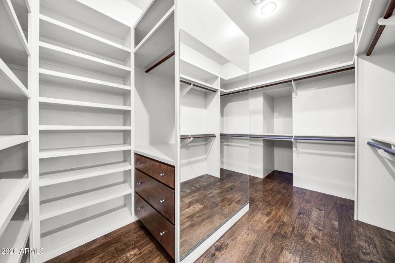 Primary Walkin Closet