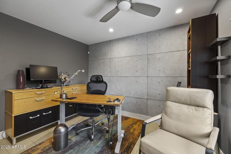 820 N 8th Ave 22 Phoenix - Office