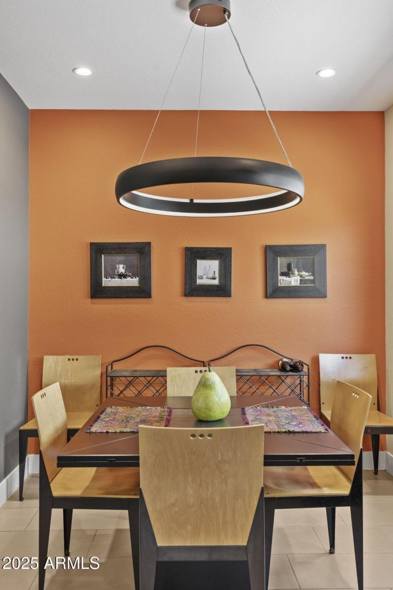 820 N 8th Ave 22 Phoenix - Dining 2
