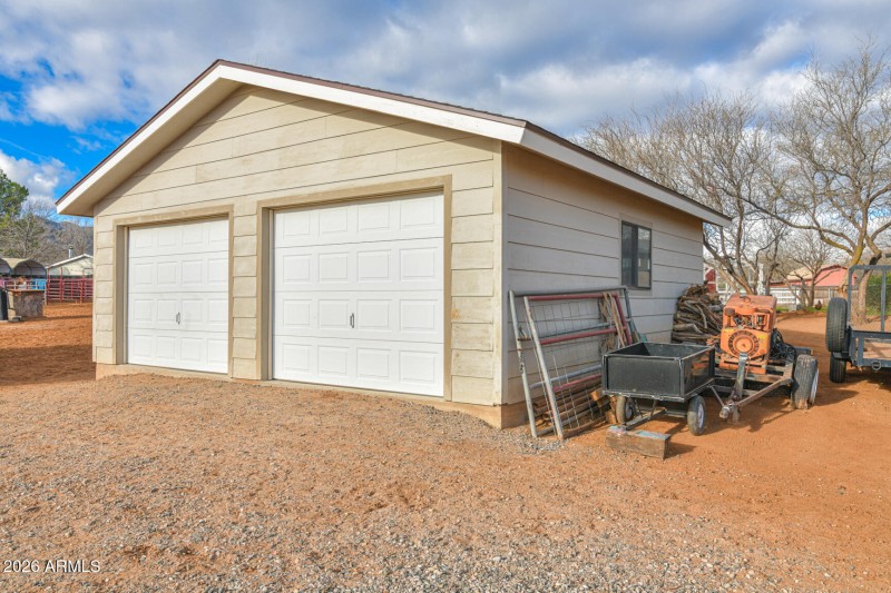 Detached Garage
