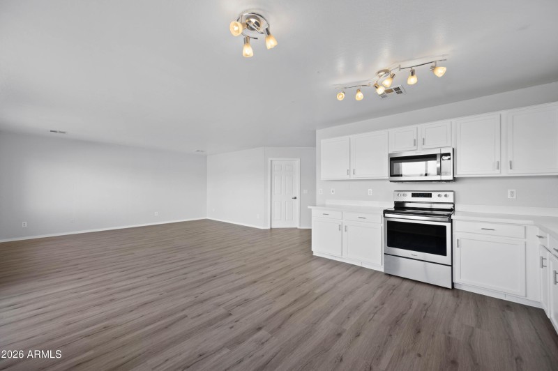 1545 S 231st Ln Buckeye AZ 85326-42