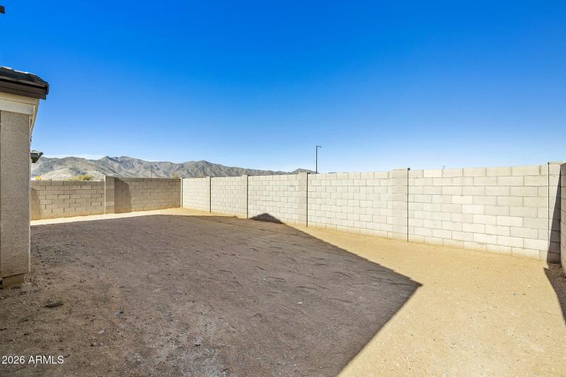 BACK YARD WITH MOUNTAIN VIEWS