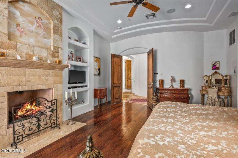 Primary Suite Details