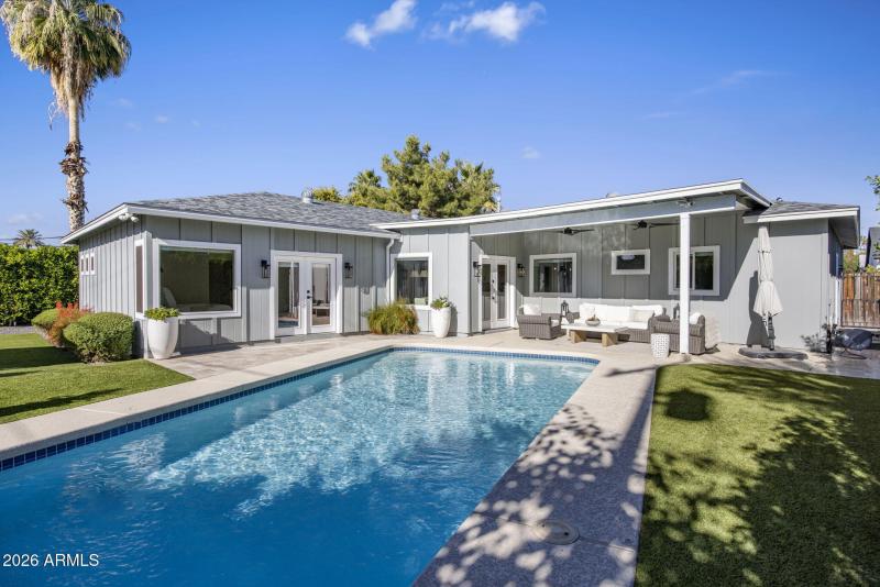 1-web-or-mls-D46A6476