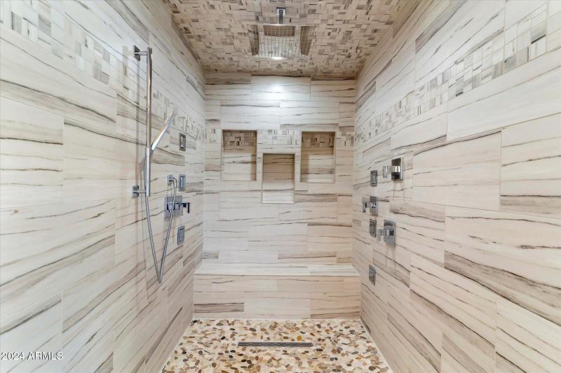 056-Primary Bathroom