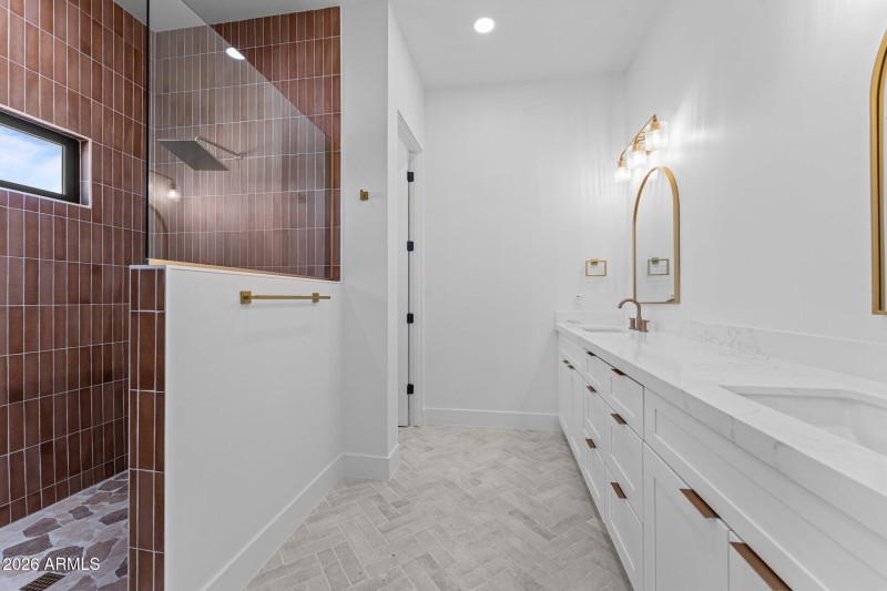 24-web-or-mls-DSC08007