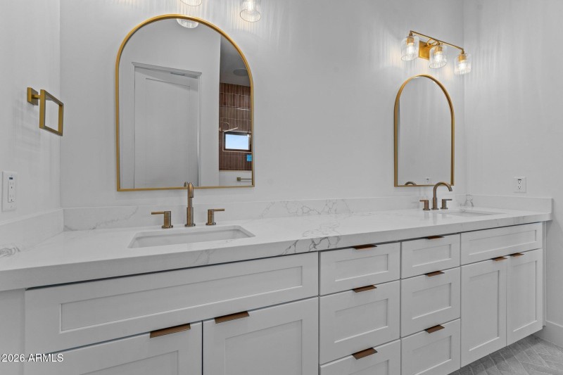 25-web-or-mls-DSC08012