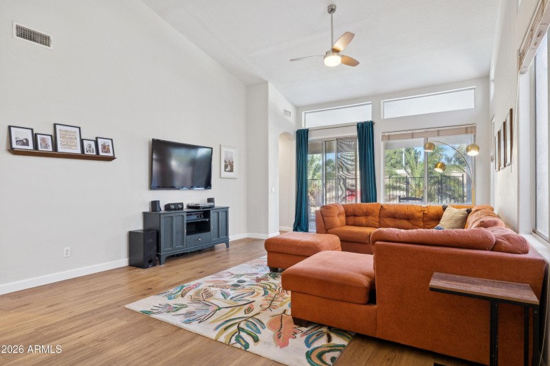 5-print-1594-e-megan-st-Edit