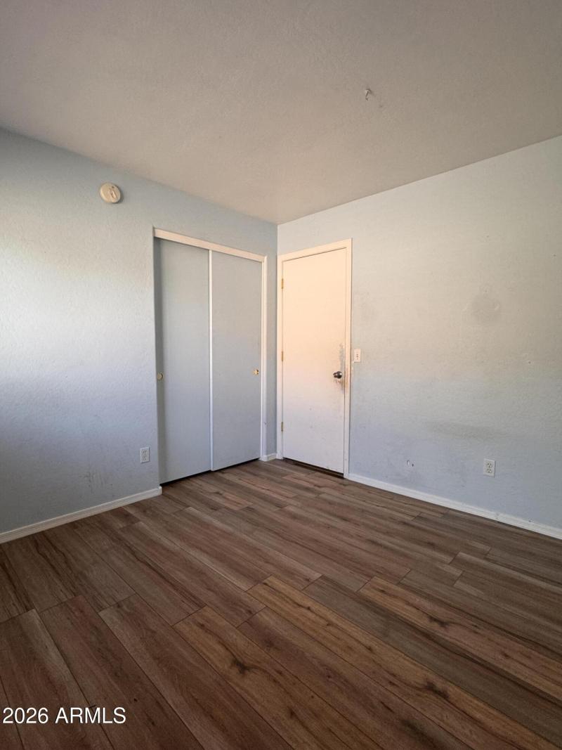 3rd BR towards entry