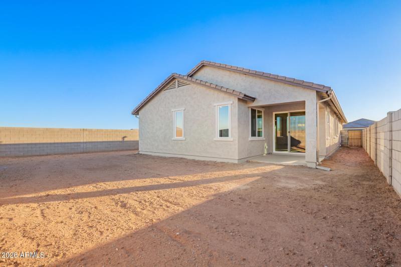 31 - Ranch Gate