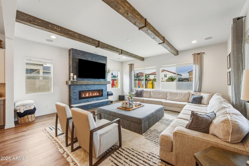 14_dsc_9845_with_fire