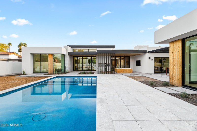 BACKYARD - POOL VIEW