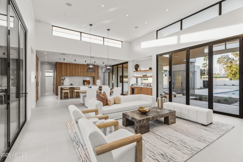 MAIN LIVING TO KITCHEN VIEW (II)