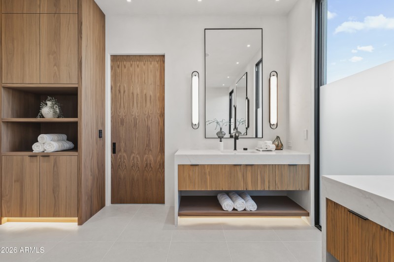 PRIMARY BATHRM - VANITY DETAIL