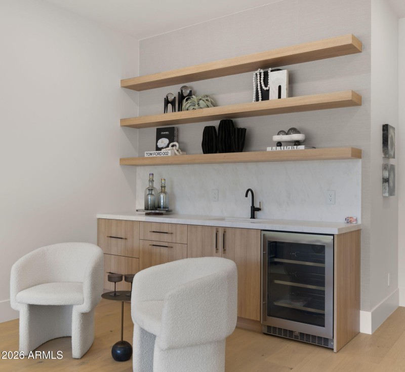 89-web-or-mls-Guest EnSuite3