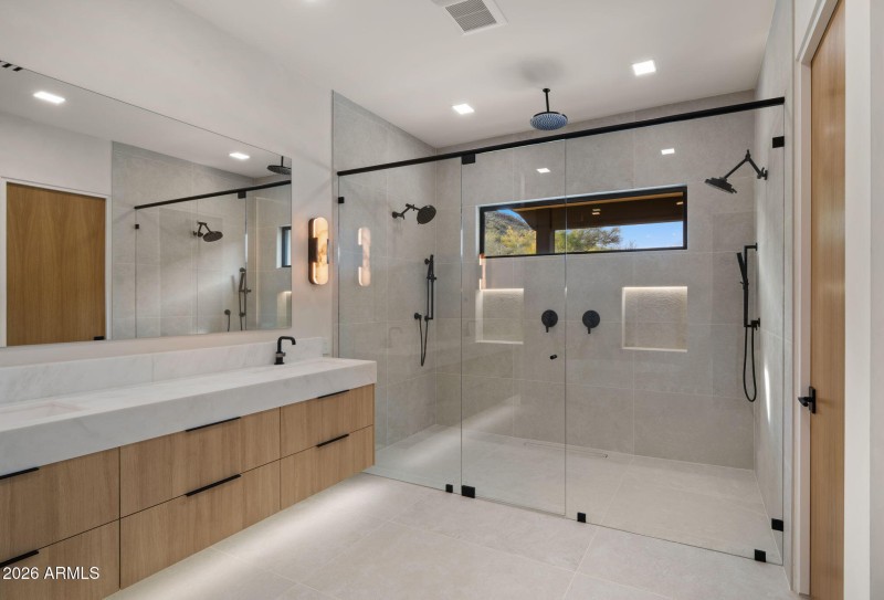 98-web-or-mls-Guest EnSuite7