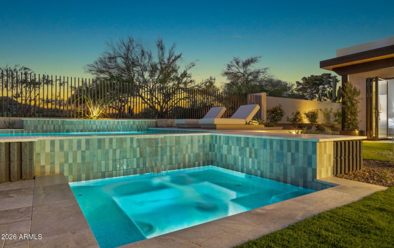 130-web-or-mls-TWILIGHTS21