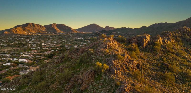 159-web-or-mls-TWILIGHT DRONE3