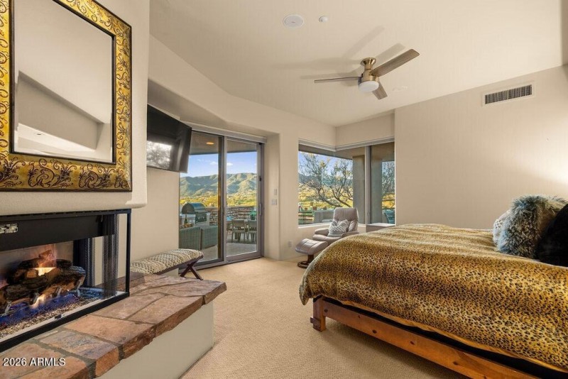 013_Primary with a View