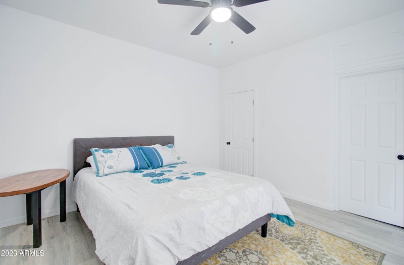 258 S Sutherland St Furnished-17