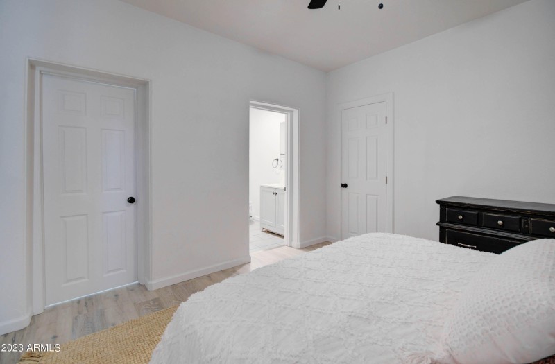 258 S Sutherland St Furnished-20