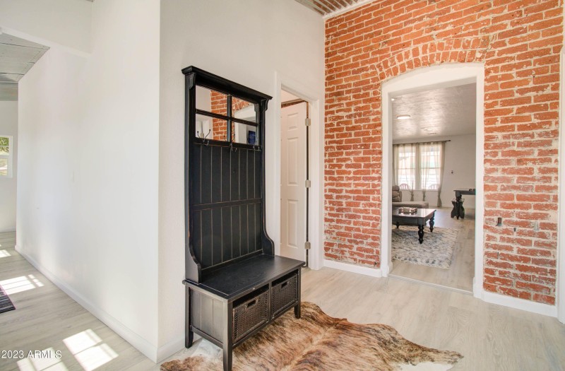 258 S Sutherland St Furnished-31