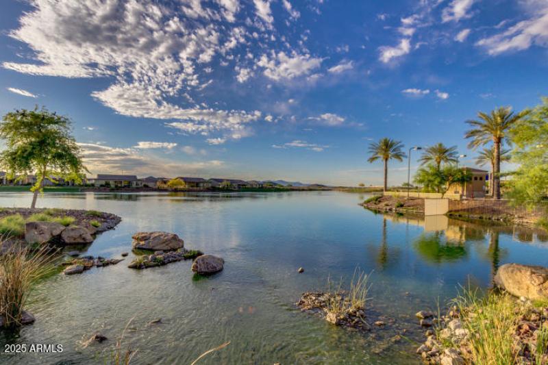 Lake in CantaMia